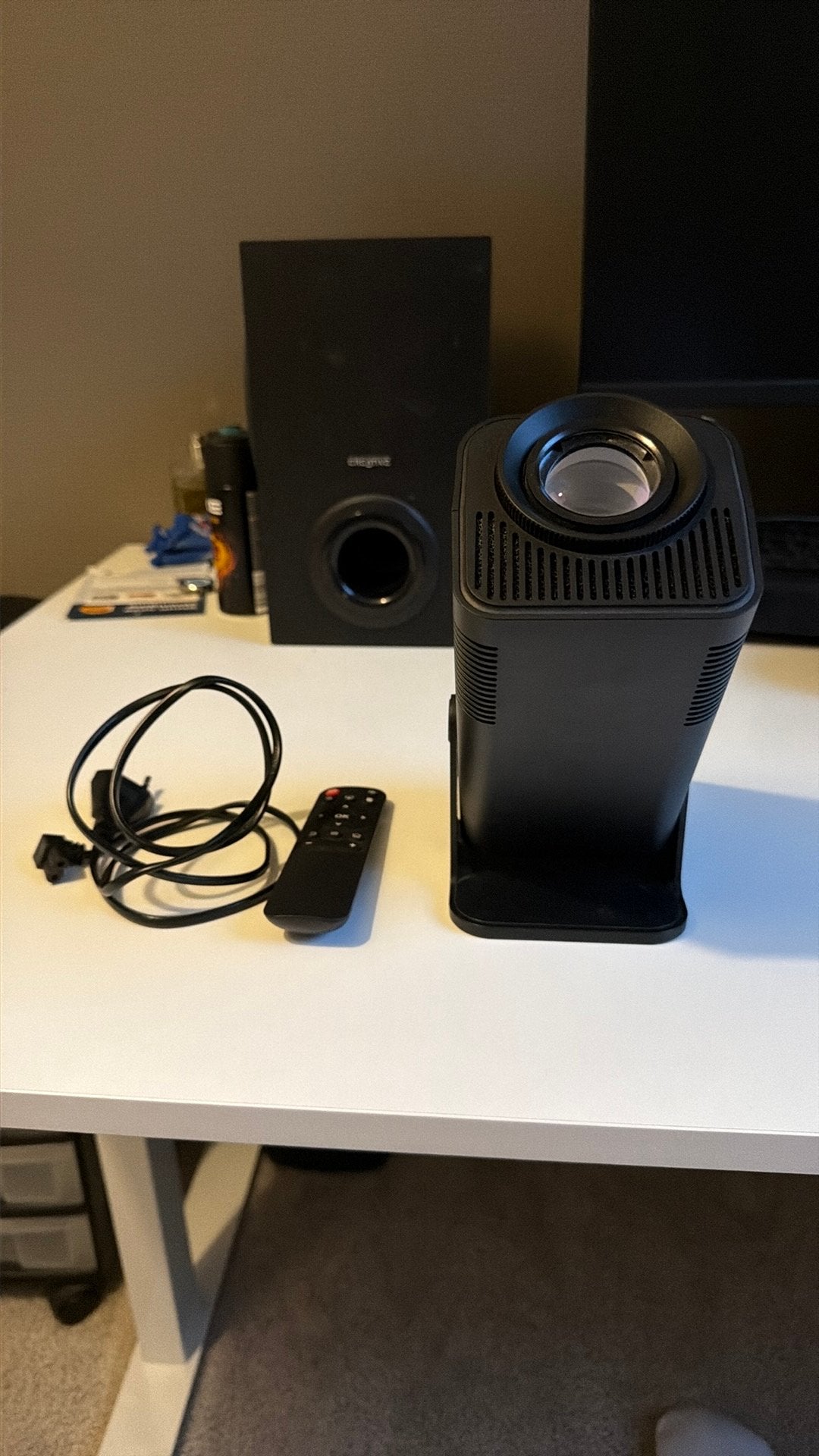Magcubic HY320 Projector, LED, Ophalen of Verzenden, Zo goed als nieuw, Magcubic