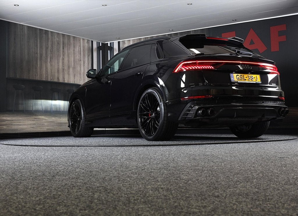Audi Q8 55 TFSI e Quattro RSQ8 Look / Carbon / Massage / RS, Automaat, 14 kWh, Gebruikt, 2995 cc