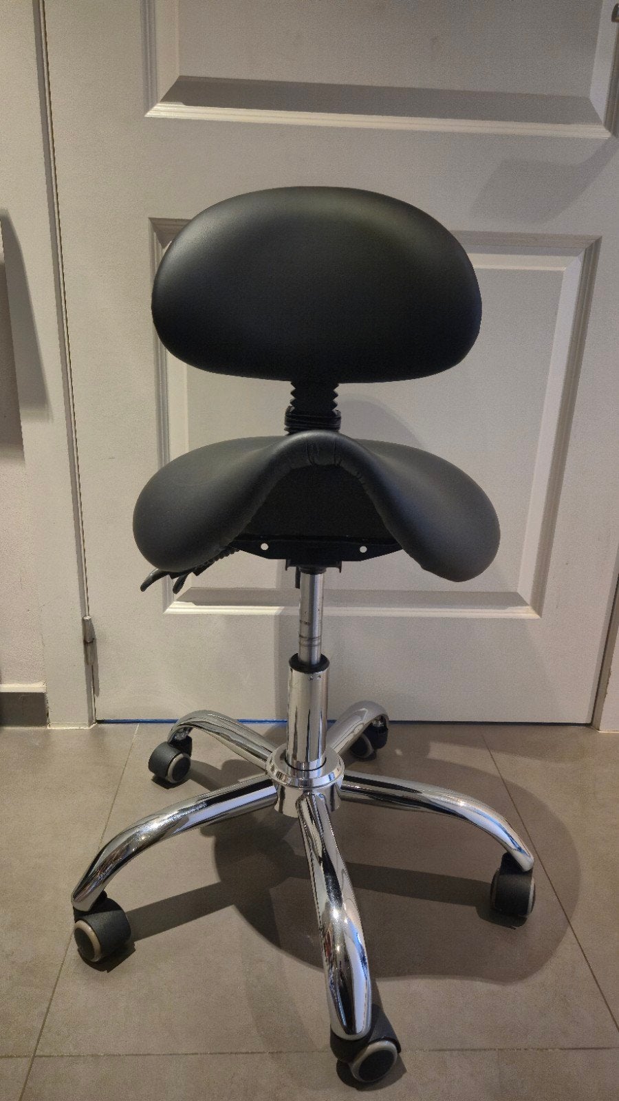 Ergonomische Zadelkruk met Rugleuning - Zwart, Ophalen, Zo goed als nieuw