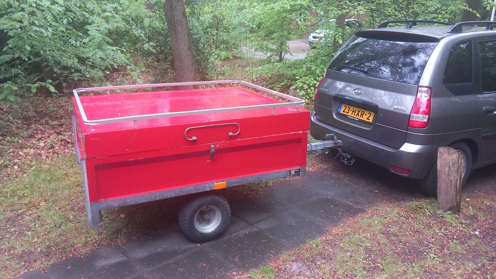Saris bagagewagen rood met reservewiel en dakrek, Ophalen, Gebruikt