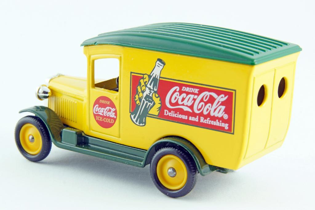 Chevrolet Van 1934 Coca Cola - Lledo, Days Gone, Hobby en Vrije tijd, Modelauto's | Overige schalen, Ophalen of Verzenden, Bus of Vrachtwagen
