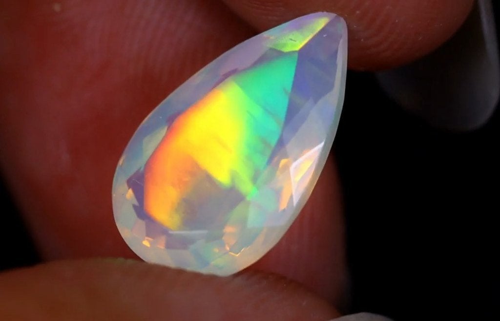 2,66 ct Natuurlijke Ethiopische Welo Opaal Gefacetteerd, Sieraden, Tassen en Uiterlijk, Edelstenen, Verzenden, Nieuw