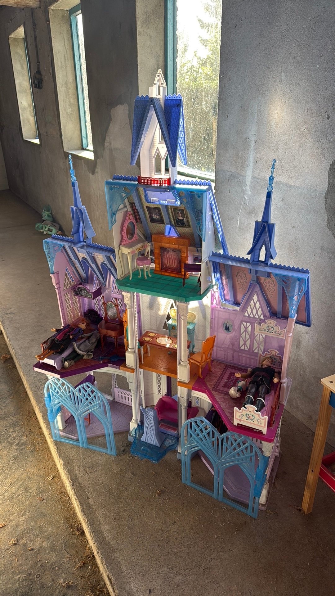 Groot Arendelle kasteel, Ophalen, Gebruikt, Poppenhuis