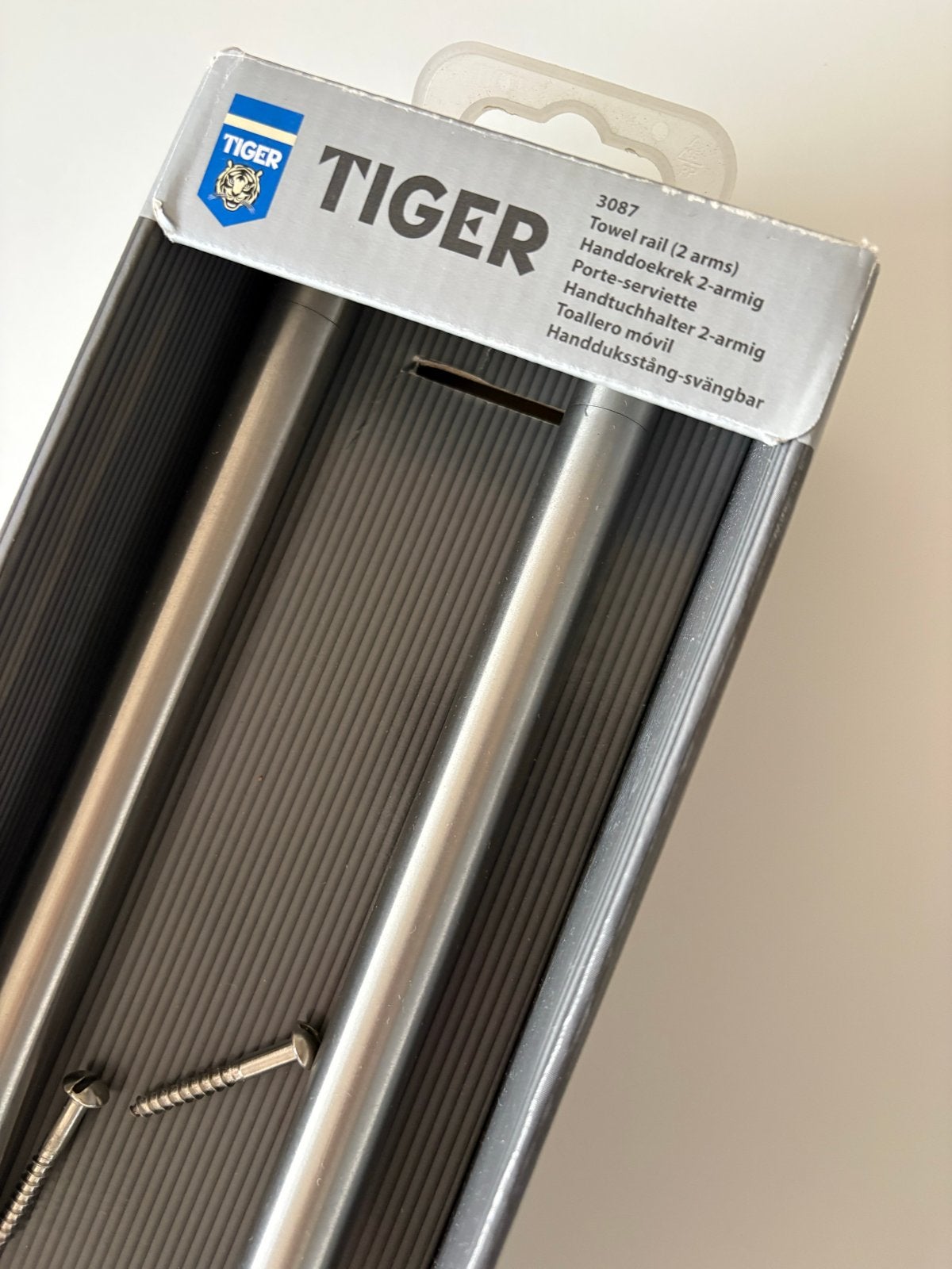 Tiger Roestvrijstaal Handdoekenrek 2-armig - in verpakking, Ophalen, Handdoekenrek, Overige merken, Zo goed als nieuw