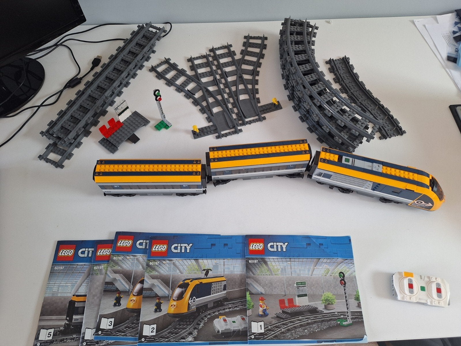 Lego City Passagierstrein 60197 + extra rails set, Ophalen, Compleet, City, Lego