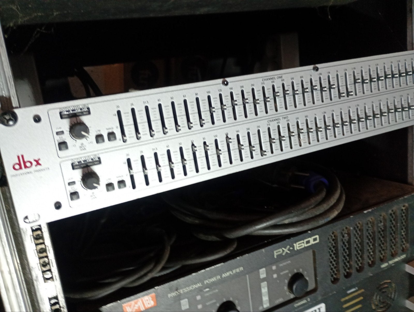 DBX Grafische Equalizer - Professionele Audio, Ophalen of Verzenden, Gebruikt