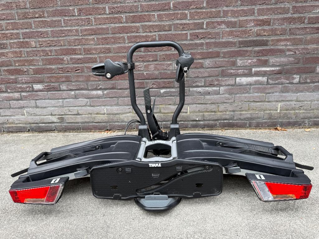 Thule EasyFold XT 933 fietsendrager (kantel- en vouwbaar), Ophalen, Gebruikt, Elektrische fiets, 2 fietsen