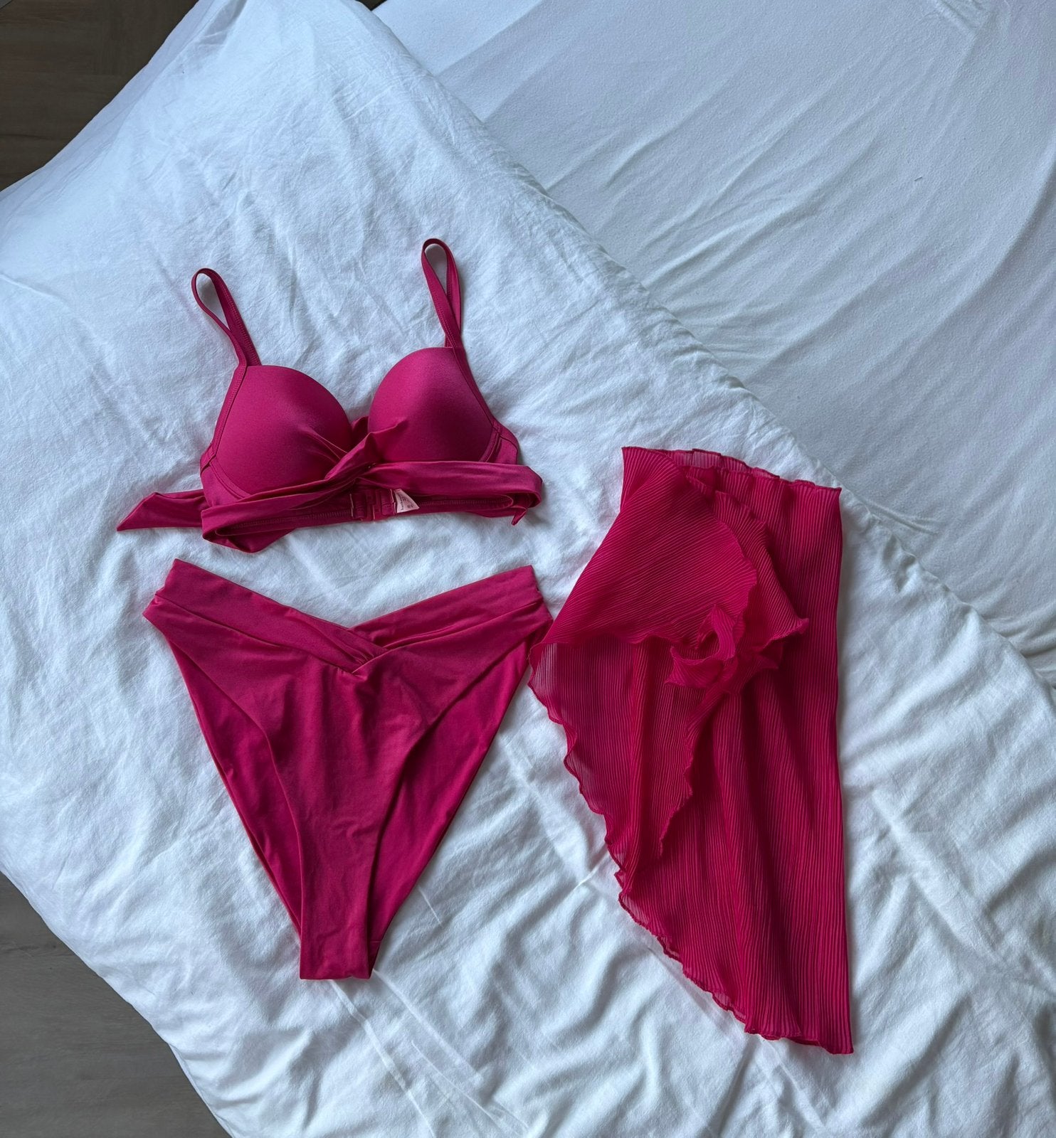 Hunkemöller bikiniset high waisted broekje roze L en top 70D, Ophalen of Verzenden, Roze, Bikini