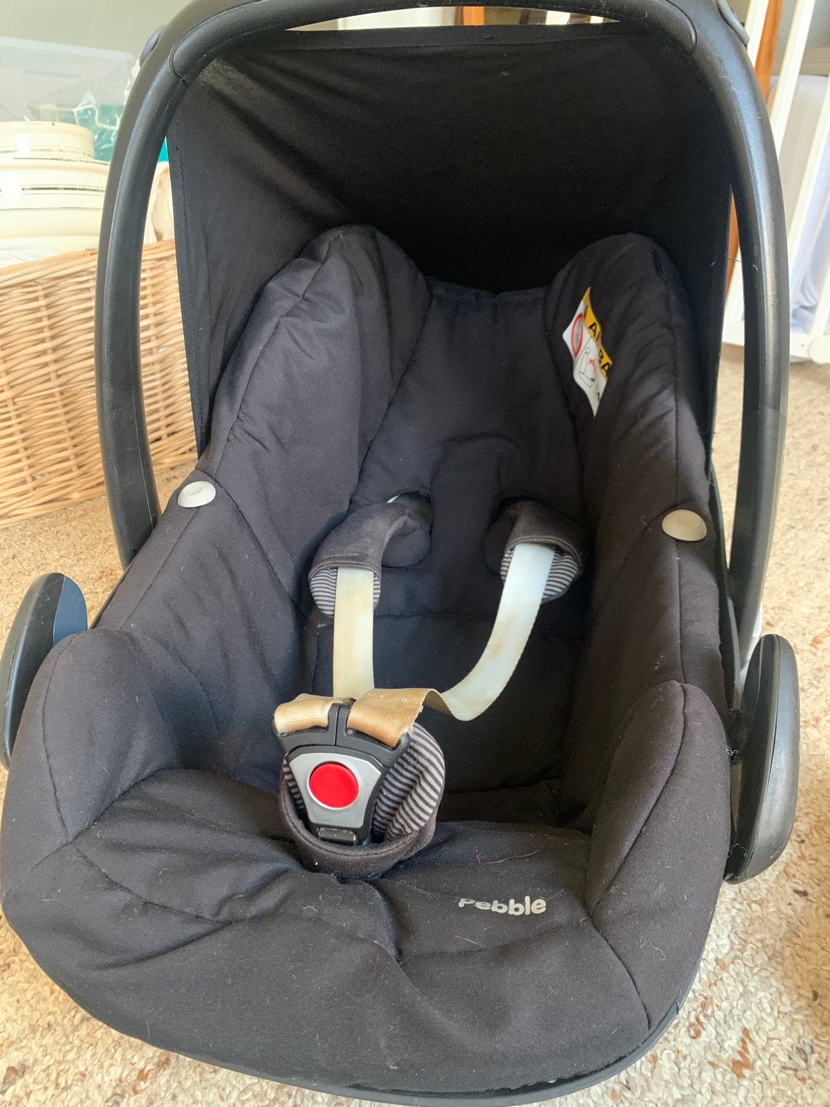 Maxi cosy Pebble, Ophalen, Autogordel, Zo goed als nieuw, 0 t/m 13 kg
