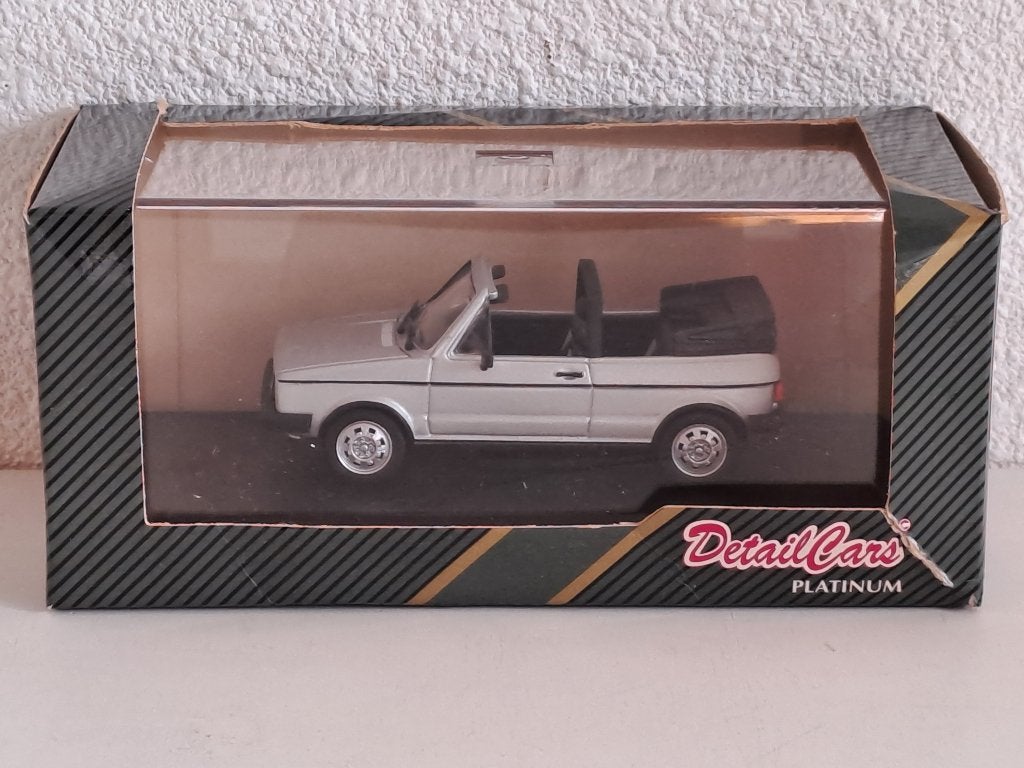 DetailCars Volkswagen Golf 1 - 2 modellen in schaal 1:43, Ophalen of Verzenden, Zo goed als nieuw, Auto, Overige merken