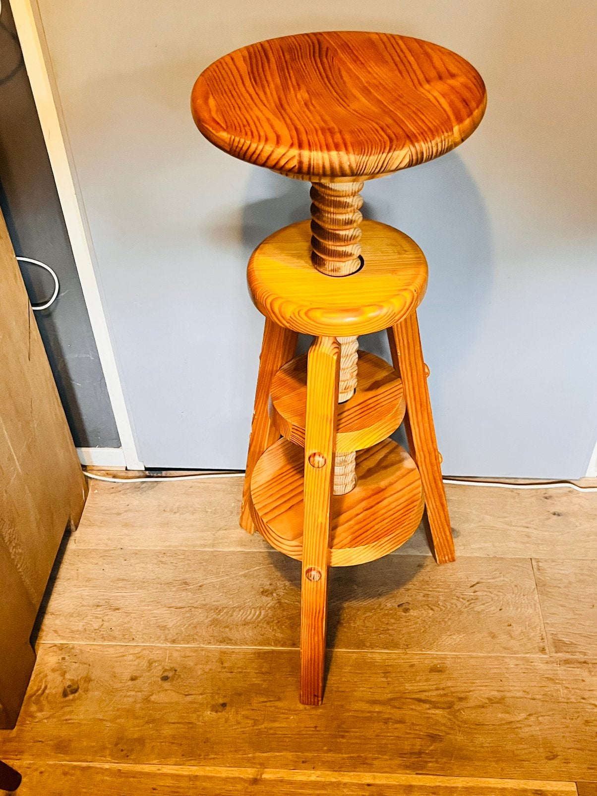 Vintage houten atelierkruk, jaren ’70, Ophalen of Verzenden, Zo goed als nieuw, Hout