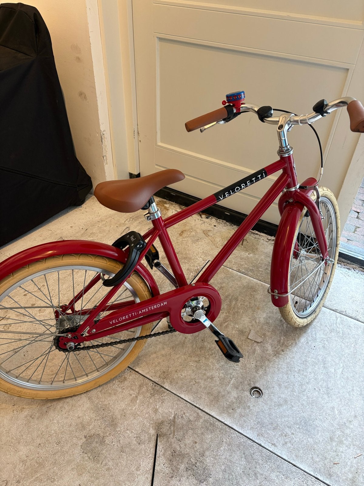 Veloretti kinderfiets rood - 20 inch, Ophalen, Zo goed als nieuw, Terugtraprem, 20 inch of meer