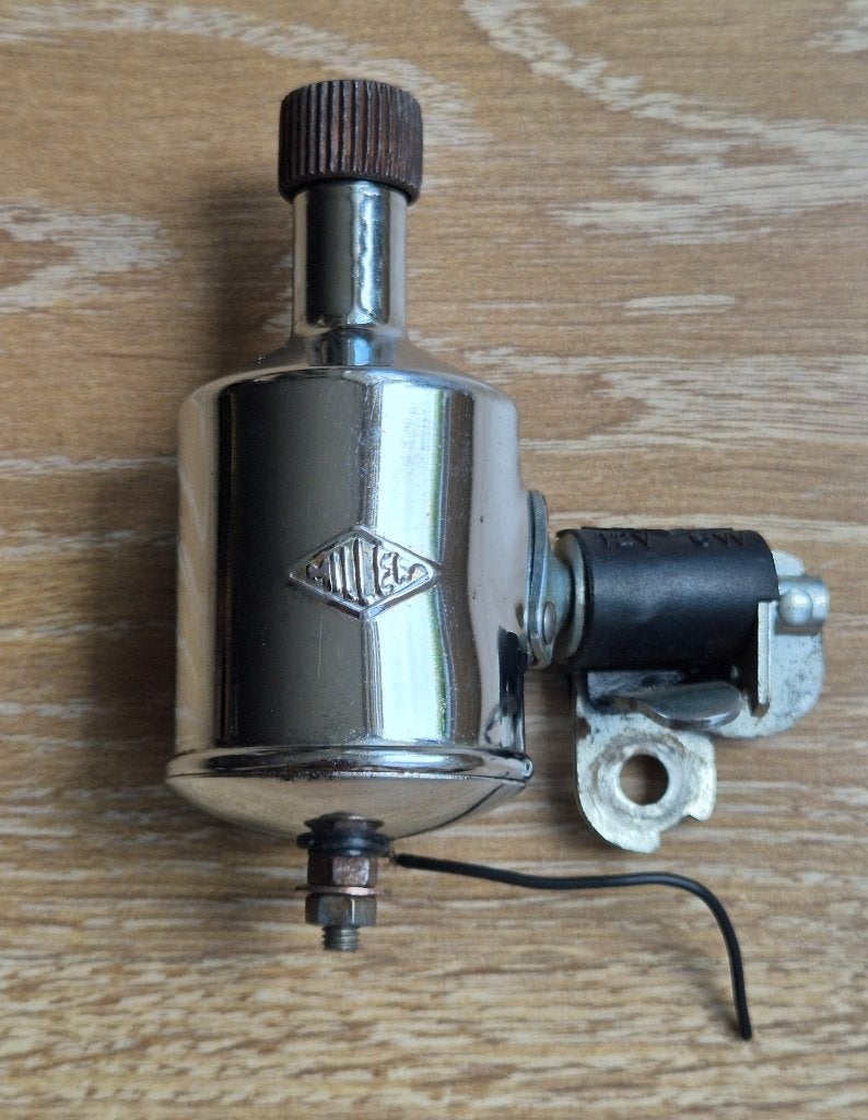 Miller oldtimer fietsdynamo, Ophalen of Verzenden, Zo goed als nieuw, Dynamo, Voorlicht