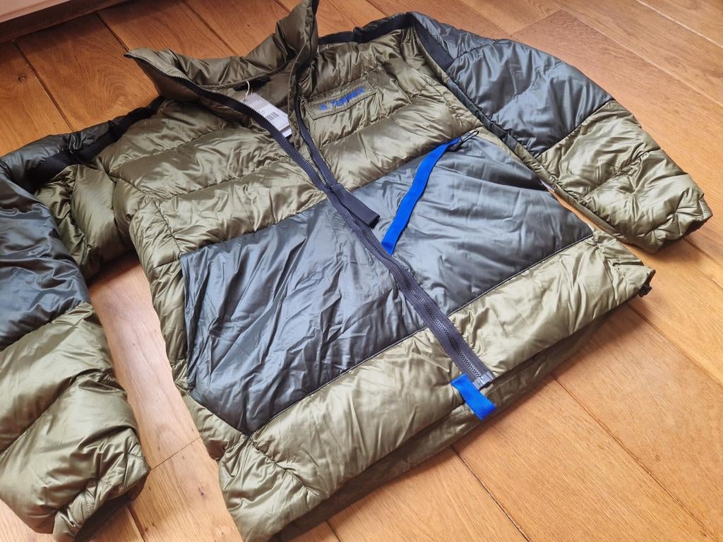 Nieuw Adidas Terrex Utilitas Down Jacket - Maat M - Groen, Kleding | Heren, Jassen | Winter, Ophalen of Verzenden