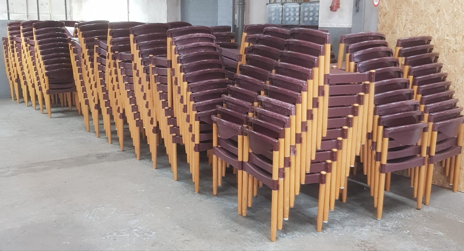 nog 30 x Casala stoelen kunststof horeca terras cafe bistro, Huis en Inrichting, Ophalen of Verzenden, Zo goed als nieuw, Kunststof