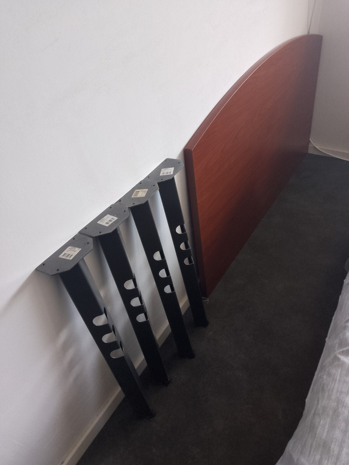 Bureau Kersenhout, Huis en Inrichting, Ophalen, Zo goed als nieuw