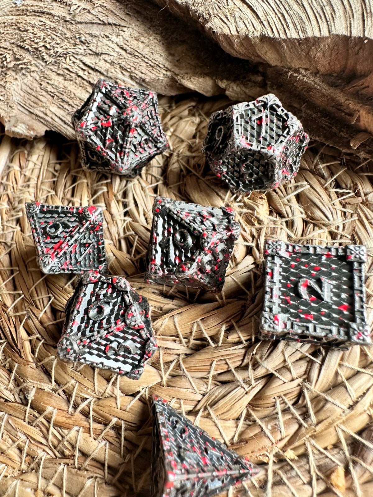 DND dice / bloed spatten / dobbelstenen / D&D / RPG / nieuw, Hobby en Vrije tijd, Wargaming, Ophalen of Verzenden, Nieuw, Overige soorten