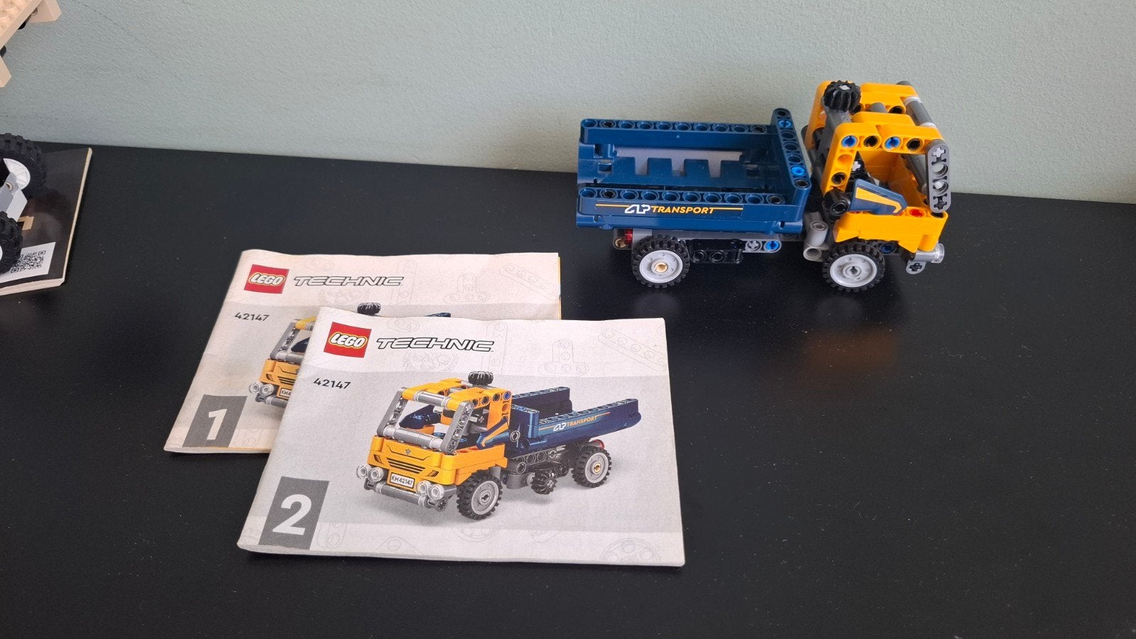 LEGO Technic Kiepwagen (42147) met instructieboekjes, Lego, Compleet, Ophalen of Verzenden, Zo goed als nieuw