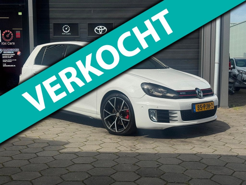Volkswagen Golf 2.0 GTI - AUTOMAAT - LEER/DAK - NEW APK - NA, Euro 5, Zwart, 4 cilinders, Wit
