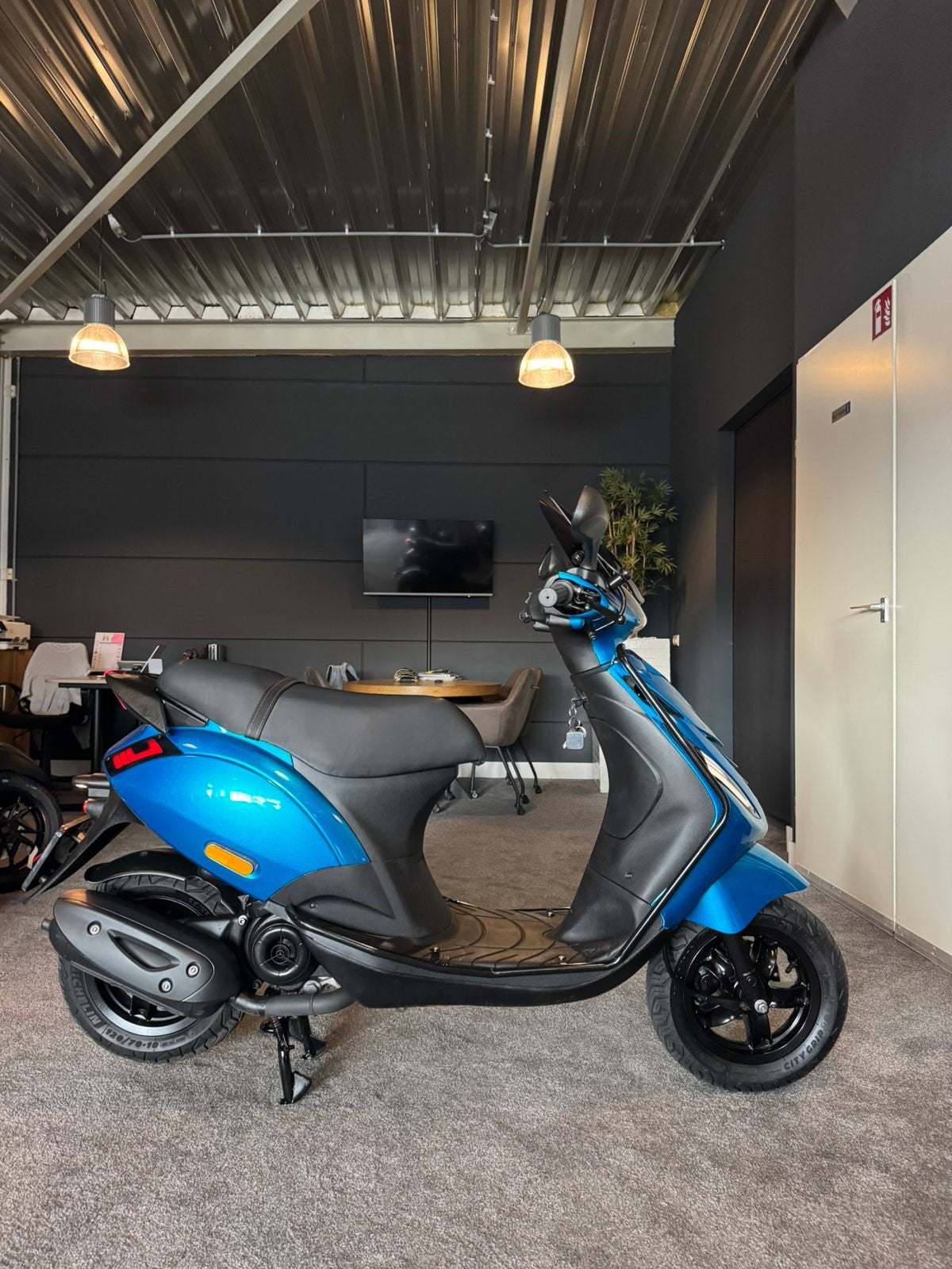 Piaggio Zip 50S | Full option | 2024 | Brom | Garantie, Ophalen, Gebruikt, Maximaal 45 km/u, Zip
