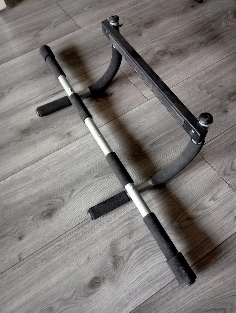 Deur trainer, Ophalen, Krachtstation