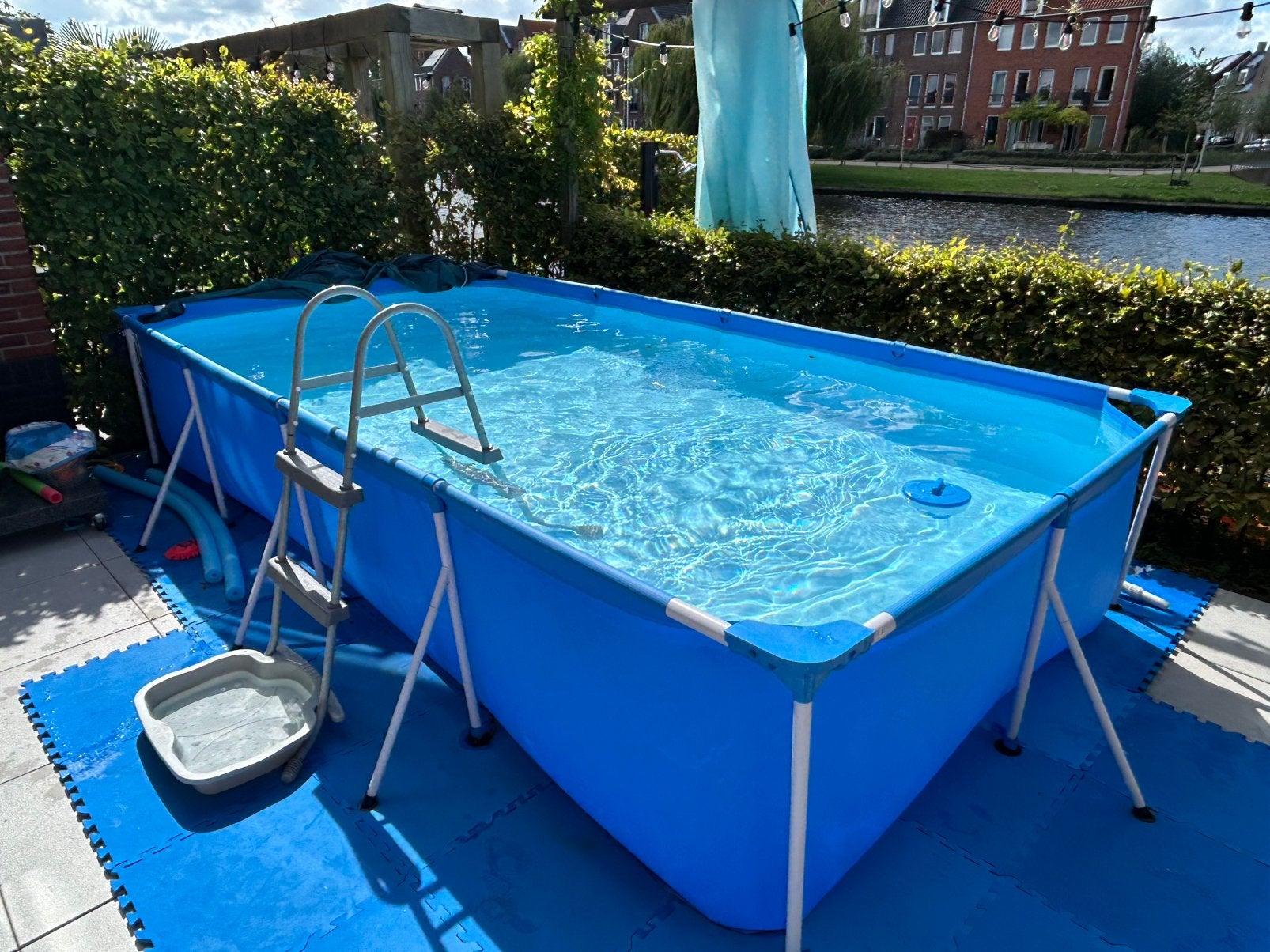 Zwembad met filter en warmtepomp, Tuin en Terras, Ophalen, Zo goed als nieuw, Rechthoekig, Minder dan 80 cm