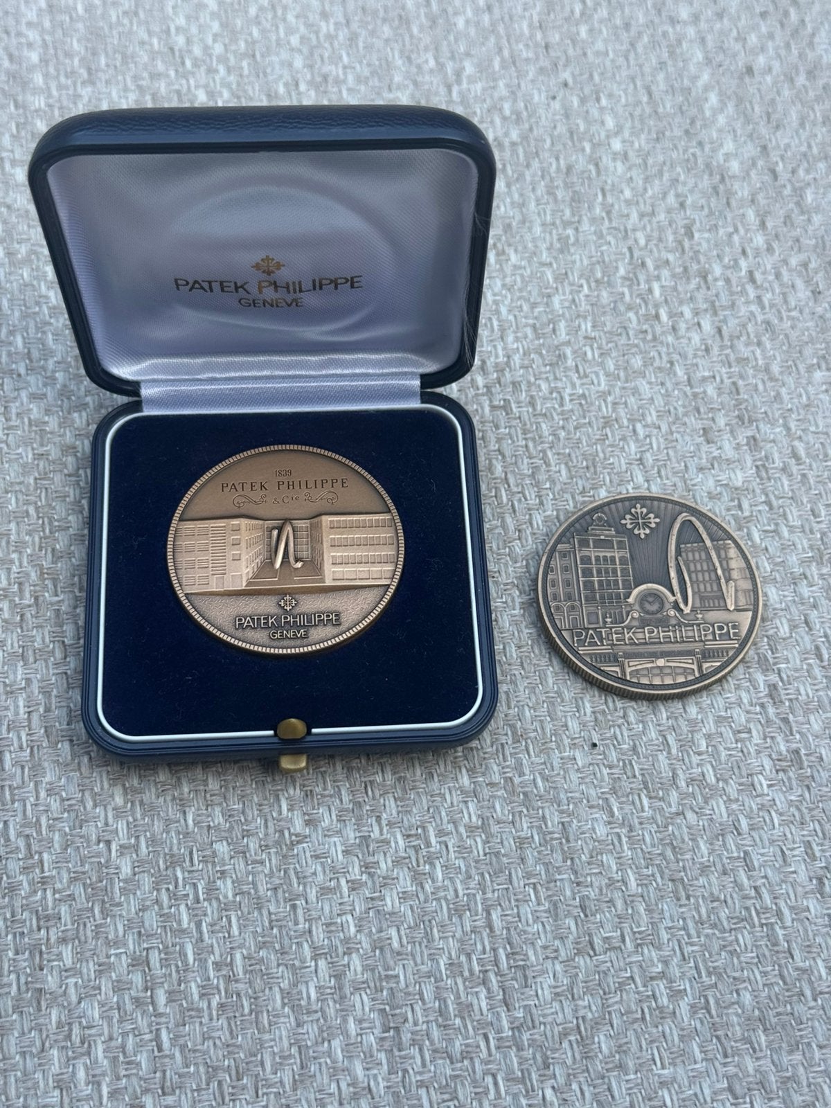 Patek Philippe Herdenkingsmedailles met doosje, Ophalen of Verzenden, Brons, Buitenland