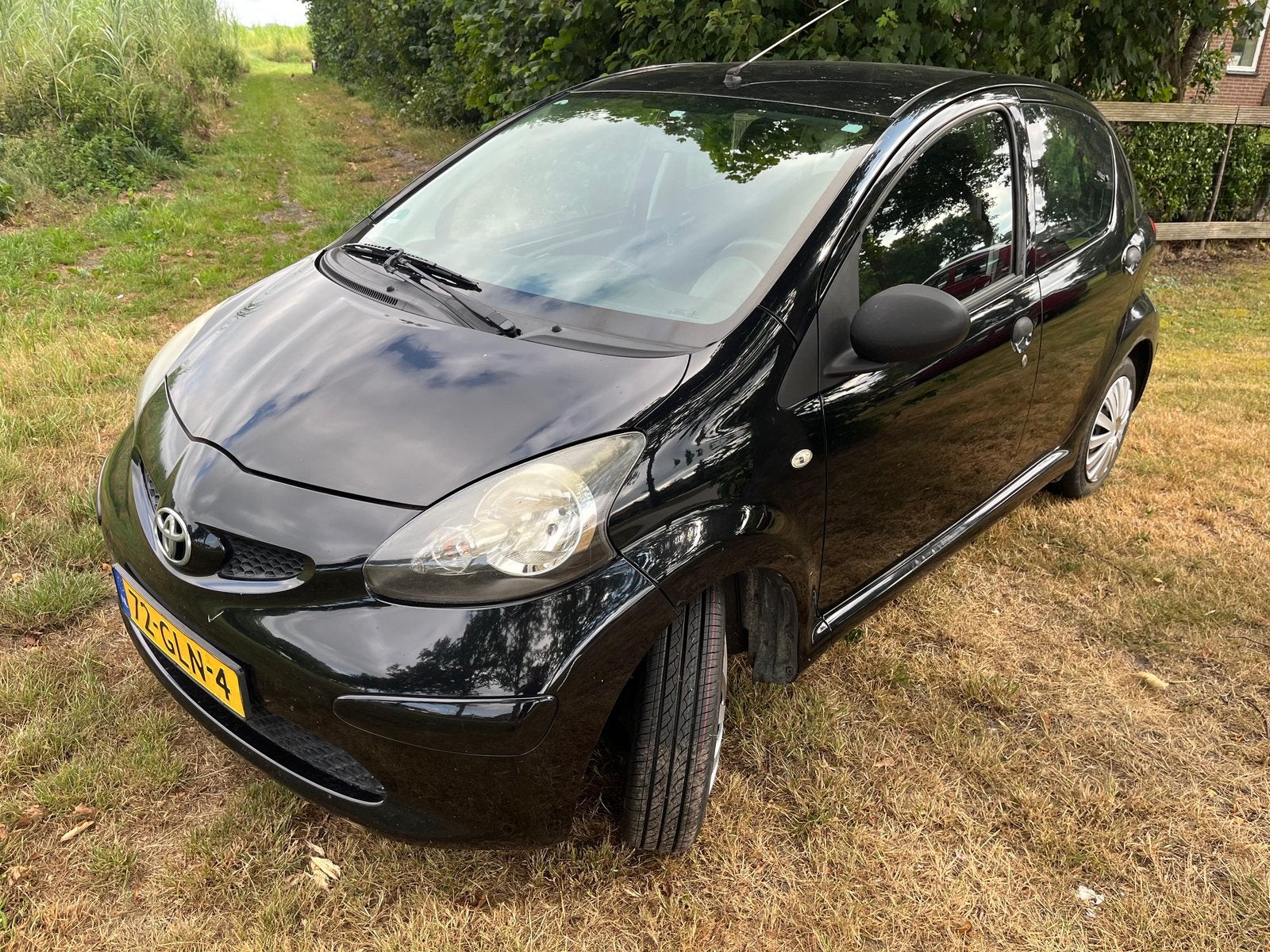 Toyota Aygo 1.0 12V Vvt-i 5DRS Zwart, Voorwielaandrijving, Euro 5, Stof, Zwart