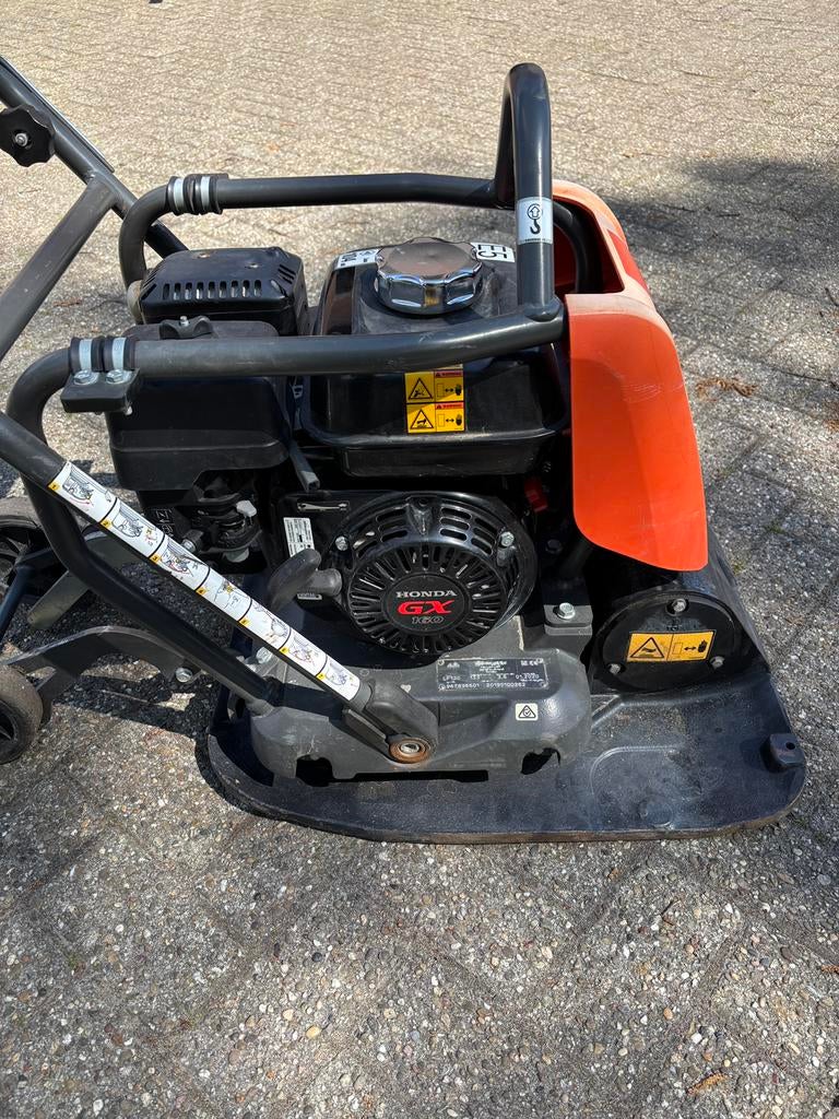 Husqvarna LF130 trilplaat Honda gx160 motor, Ophalen, Zo goed als nieuw