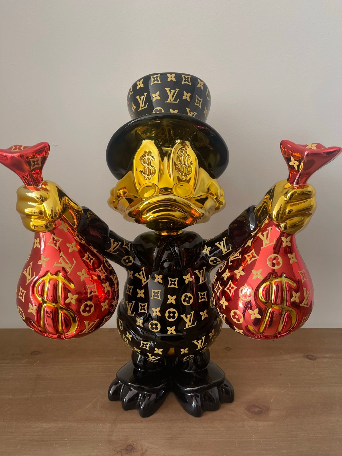 Dagobert Duck sculptuur - Louis Vuitton stijl, Ophalen, Overige onderwerpen, Handgemaakt, 20 - 50 cm