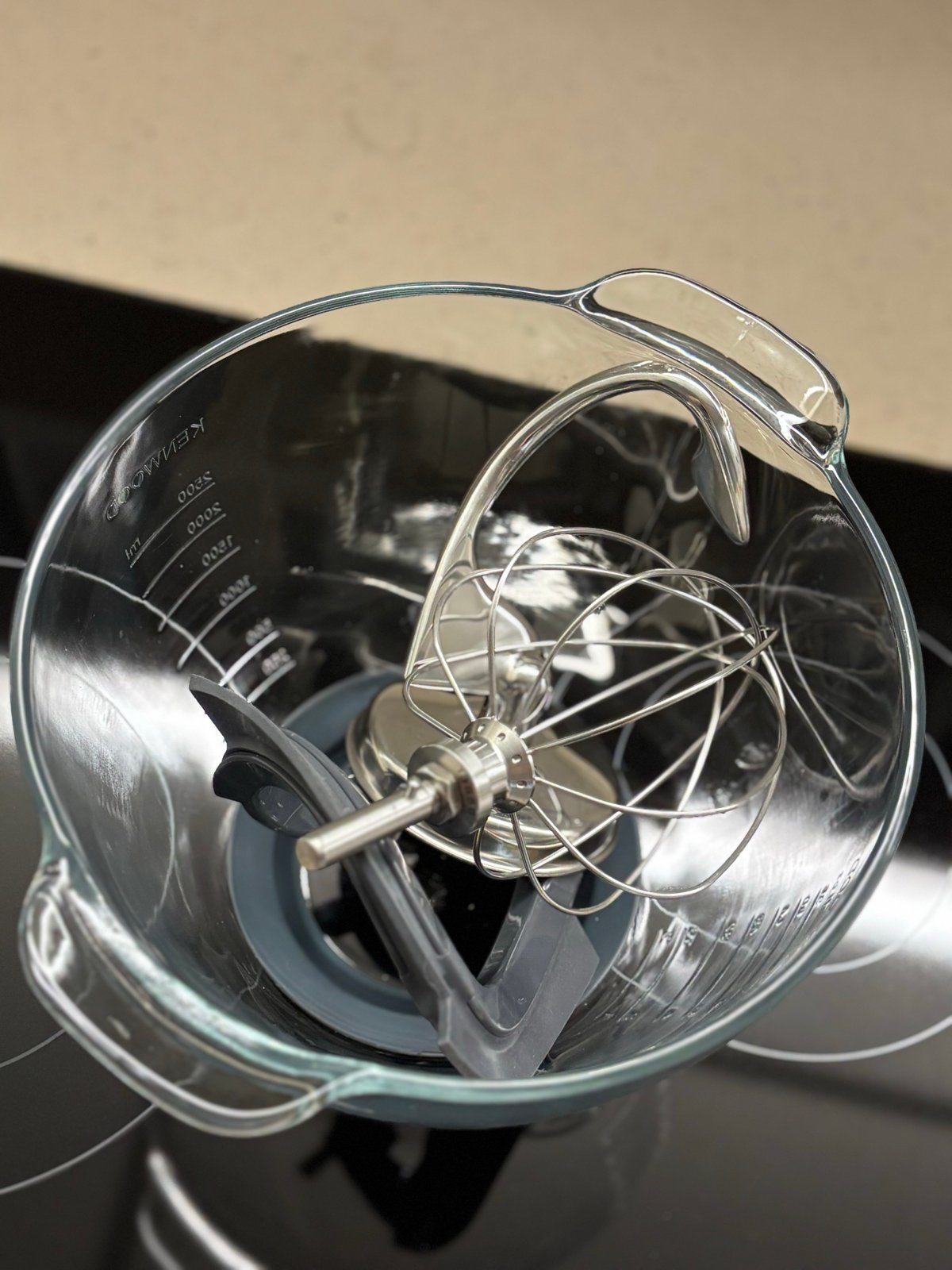 Kenwood Chef Titanium keukenmachine met alle toebehoren, 4 liter of meer, Ophalen, Zo goed als nieuw, 3 snelheden of meer