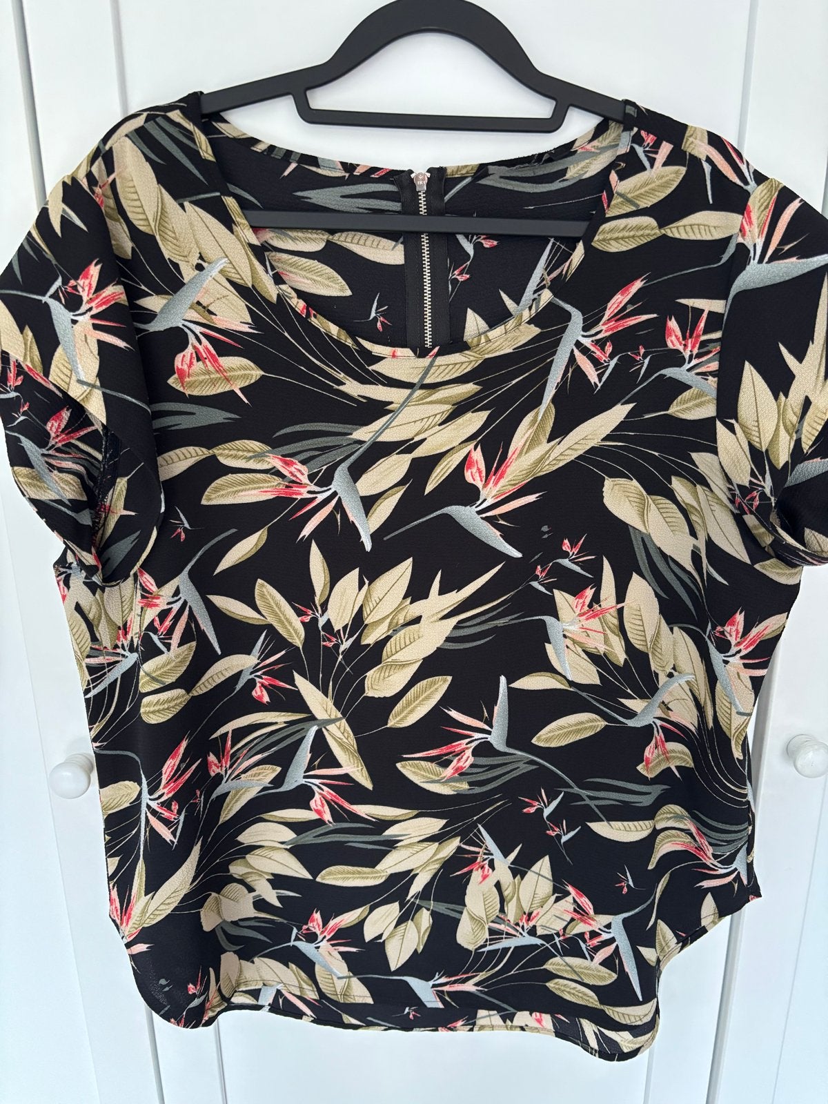 Only shirt met tropische print, maat 42, Meerkleurig, Maat 42/44 (L), Ophalen of Verzenden, Zo goed als nieuw