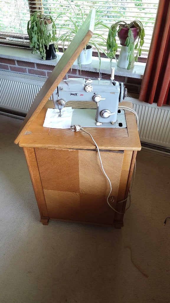 Vintage Pfaff 260 naaimachine in houten meubel, Ophalen, Gebruikt, Naaimachine, Pfaff