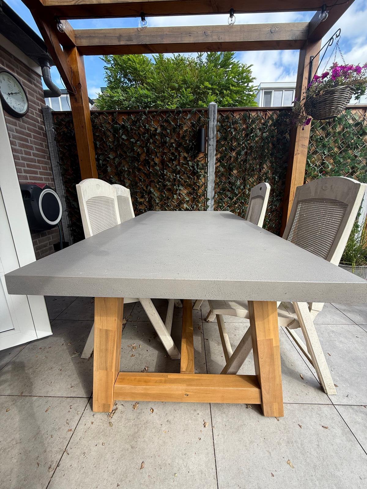 Beton look tafel, Tuin en Terras, Ophalen, Zo goed als nieuw, Rechthoekig