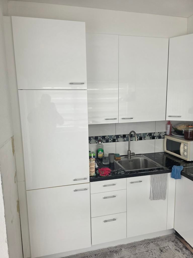 Luxe Keuken met Apparatuur, Huis en Inrichting, Keuken | Complete keukens, Ophalen, Gebruikt, Wit, Graniet of Steen