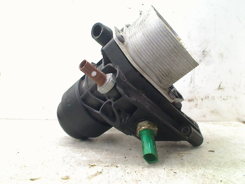 Oliekoeler + Huis Audi A3 Sportback (8VA/8VF) 03N115389A, Gebruikt, Auto-Union-Straße  1, Ingolstadt 85057, , Duitsland, Info@audi.de