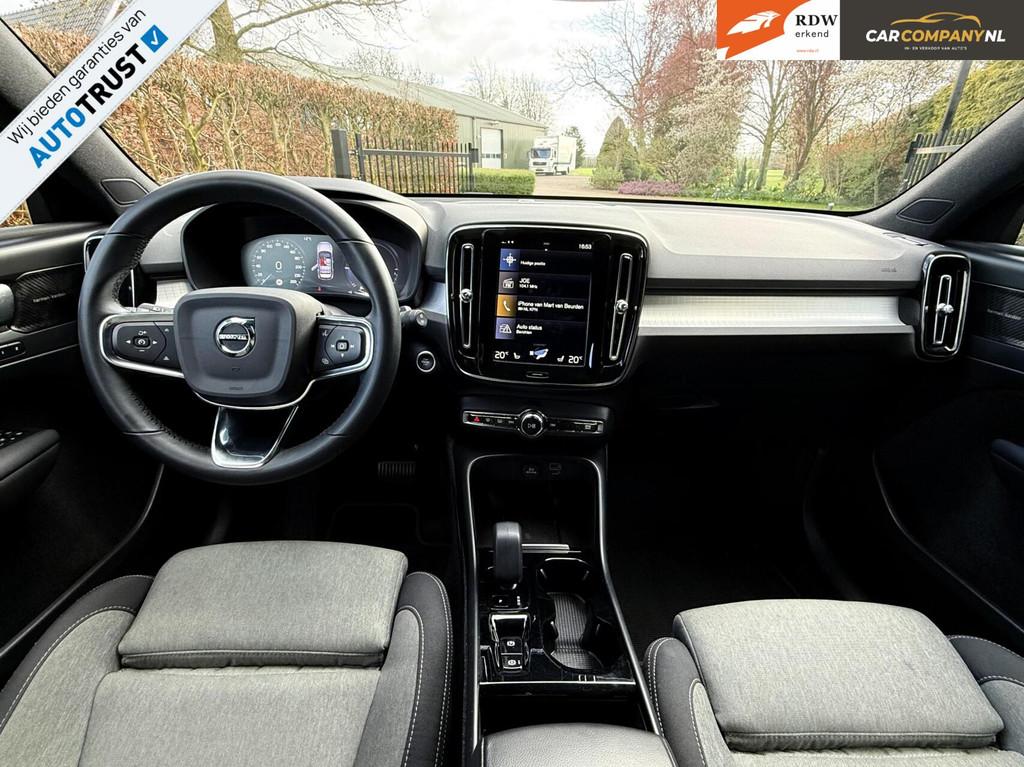 Volvo XC40|R-Design FACELIFT|H&K|BLACK EDIT., Stof, Met garantie (alle), Zwart, Bedrijf