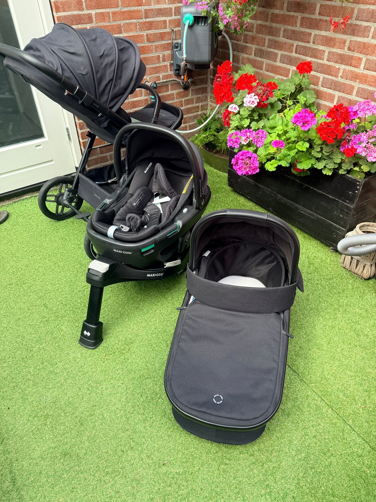 Maxi-Cosi Oxford 3-in-1 Set + Autostoel & Isofix Base, Kinderen en Baby's, Ophalen, Zo goed als nieuw, Combiwagen, Met autostoeltje