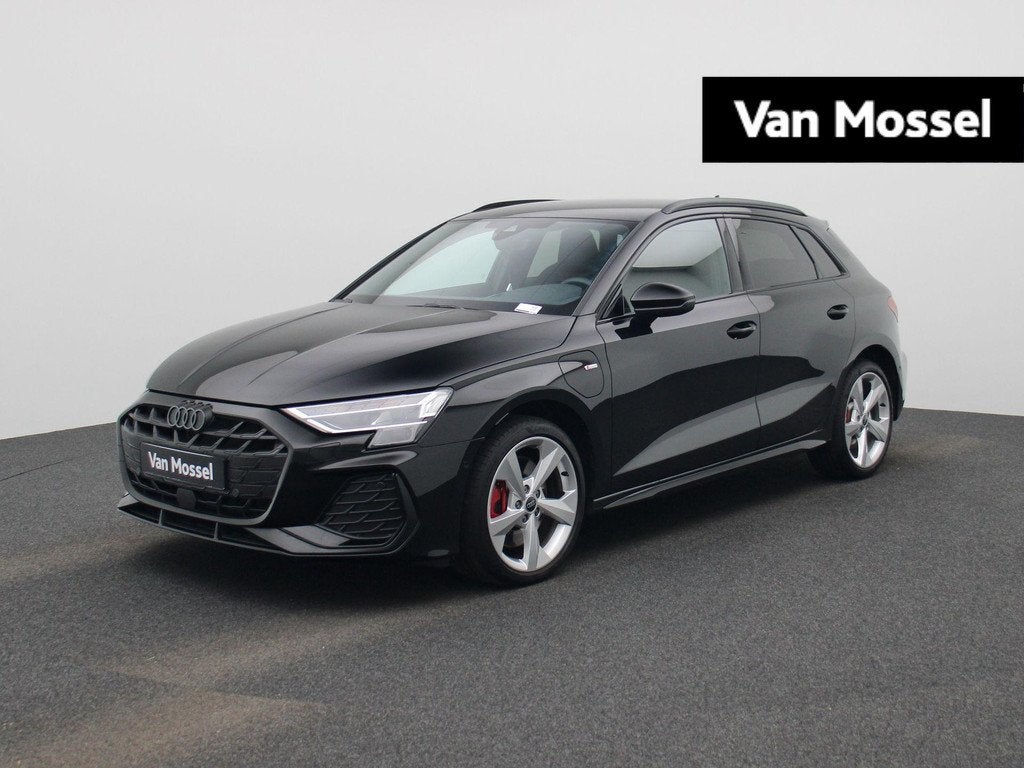 Audi A3 Sportback 45 TFSI e S edition Competition 272 PK | S, Auto's, Audi, 12 maanden, 4 cilinders, Bedrijf, Te koop