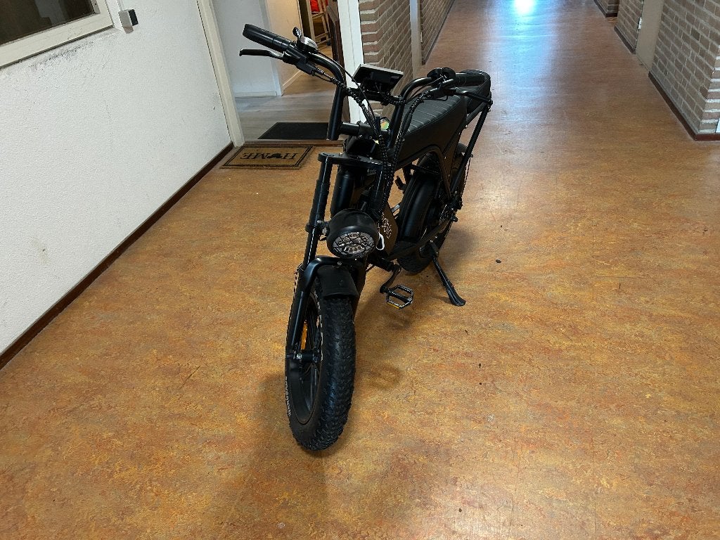 Ouxi V8 / C80 Fatbike (Model 2025), Zo goed als nieuw, 59 cm of meer, 50 km per accu of meer, Ophalen