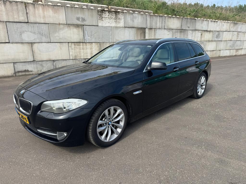 BMW 5-serie Touring 525d High Executive / exportprijs ex bpm, Auto's, BMW, Bedrijf, Te koop, 5-Serie, ABS, Airbags, Airconditioning