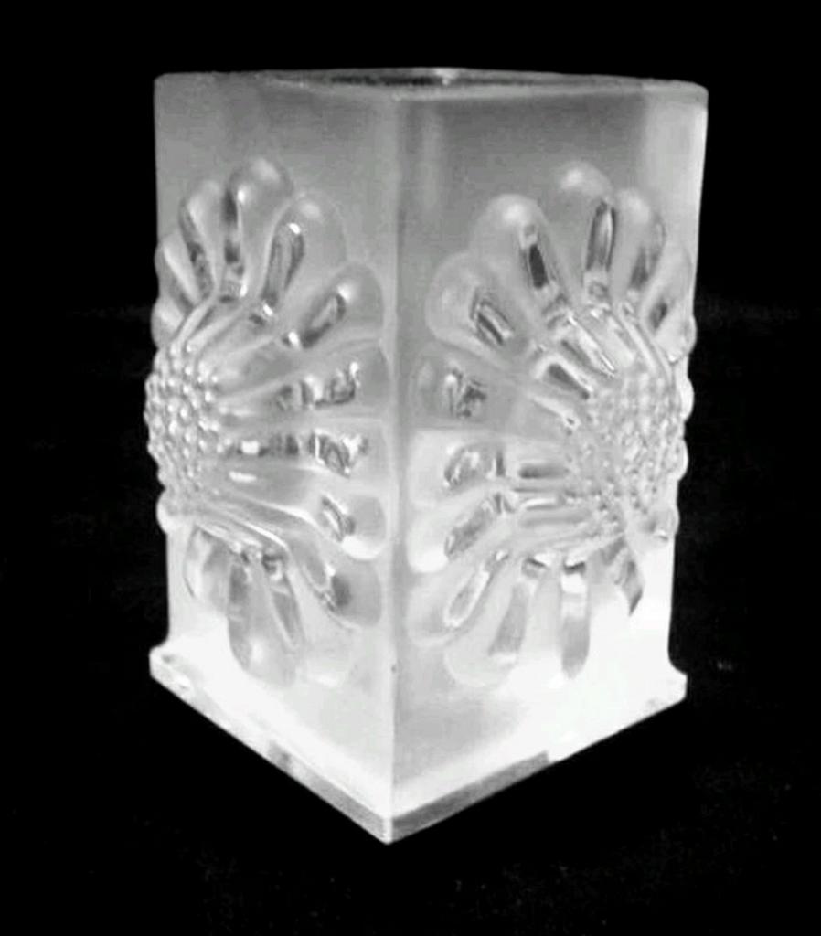 Lalique Paquerette, Antiek en Kunst, Ophalen of Verzenden
