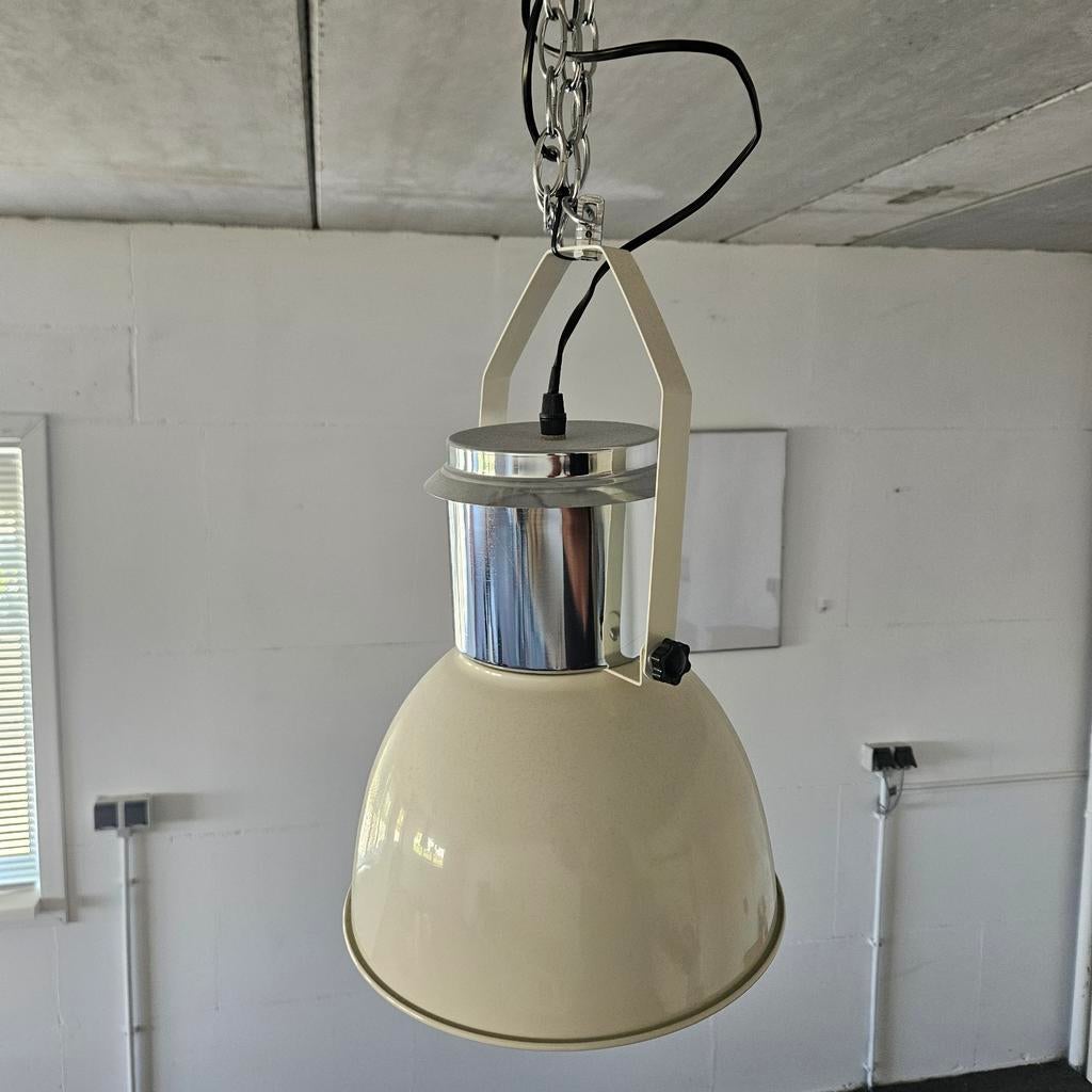 Industriële hanglamp crème metaal – fabriekslamp – eettafel, Ophalen of Verzenden, Metaal, Minder dan 50 cm