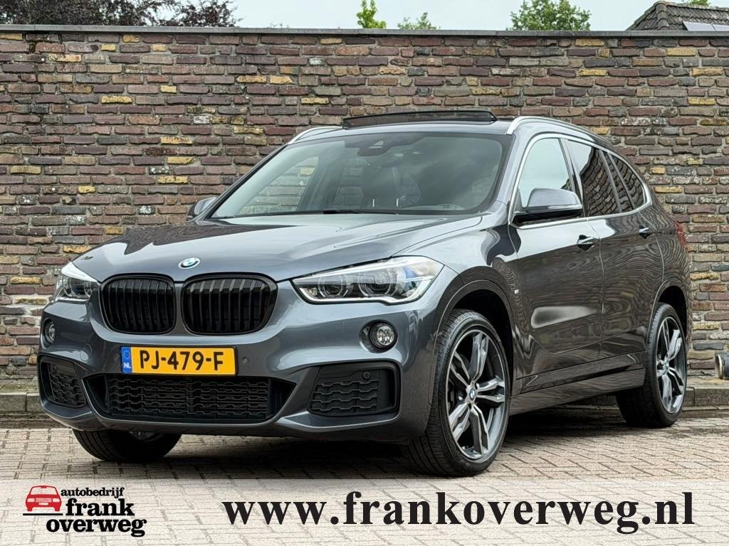 Bmw X1 SDRIVE20I M-Sport Panodak Leer Head-Up Trekhaak ACC, 1998 cc, Euro 6, Bedrijf, SUV of Terreinwagen