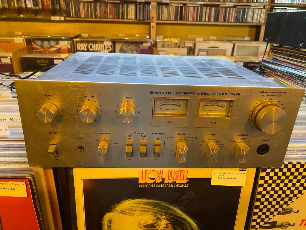 Sanyo DCA 611 Versterker, Overige merken, -, -, Ophalen of Verzenden