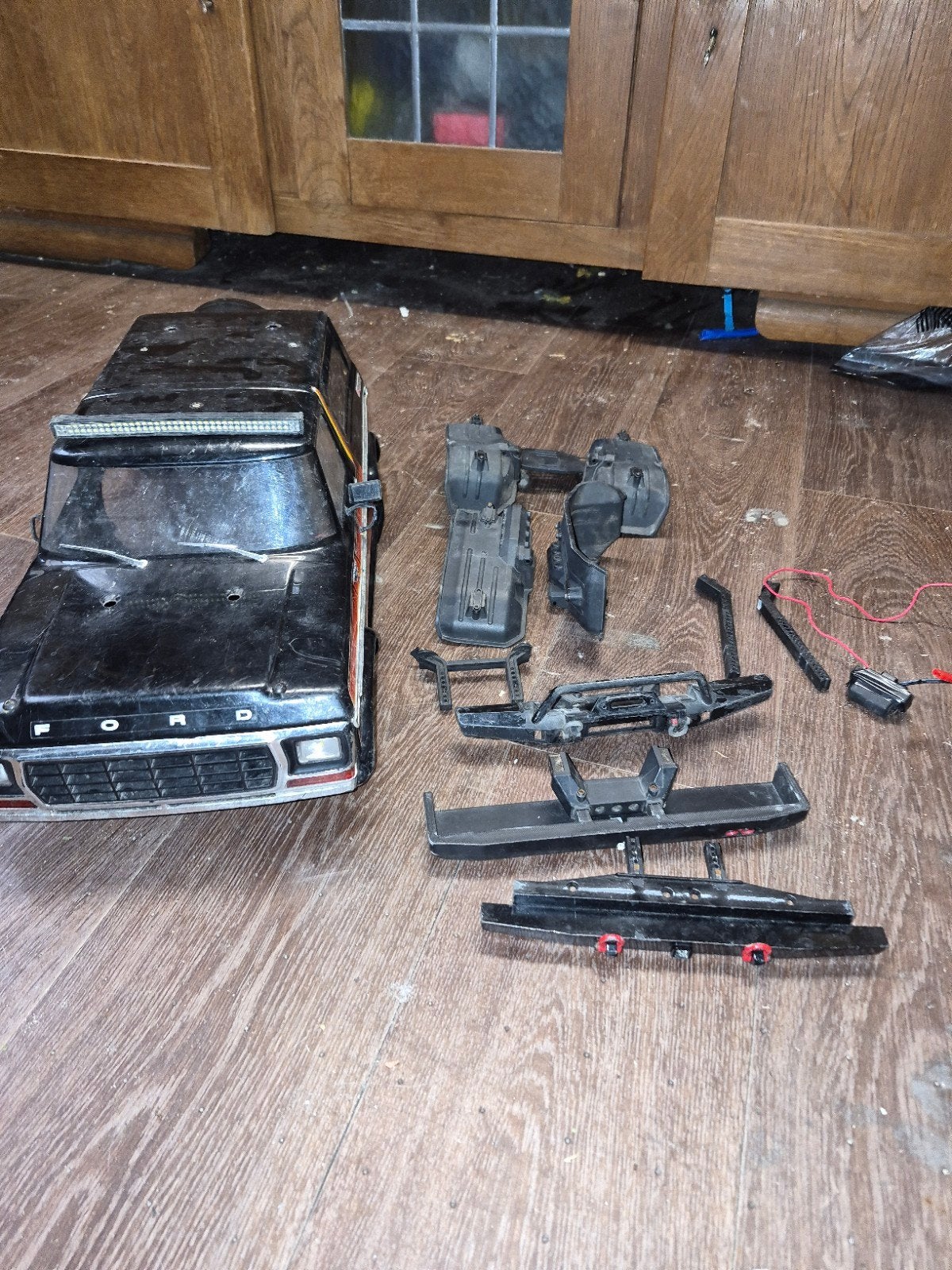 TRX4 Body met Lichtset en 2 Achterbumpers (312mm WB), Ophalen of Verzenden
