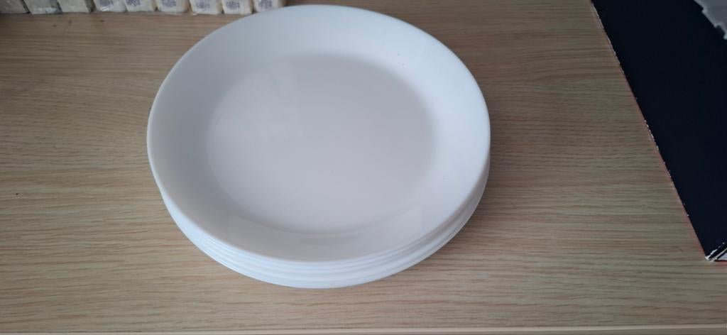 IKEA Borden - 6 stuks, 19 cm, Huis en Inrichting, Keuken | Servies, Gebruikt, Ophalen of Verzenden, Glas, Bord(en)