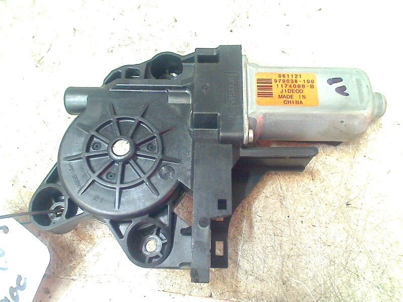 Motor Raammechaniek Links Voor Volvo C30 (EK/MK) 979038100, Gebruikt, Siegburger Straße 229, Köln 50679, , Duitsland, Info@volvocars.com