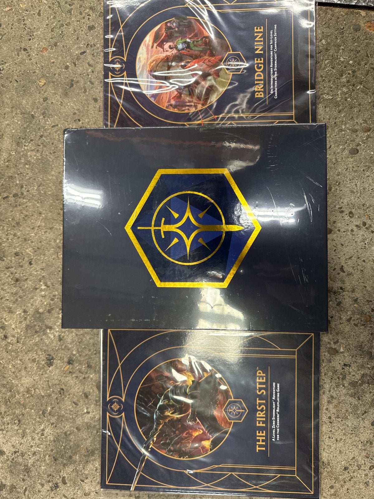 Stormlight RPG Kickstarter Bundle - Nieuw in doos, Intersale, Nieuw, Ophalen of Verzenden, Drie of vier spelers