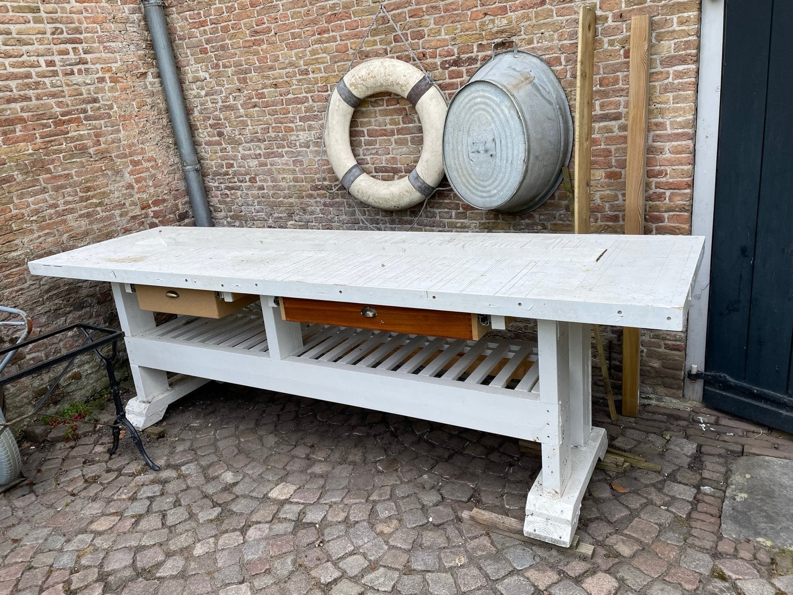 Industriële werbank, werktafel 2.95m moet 28-07 weg!!!, Antiek en Kunst, Curiosa en Brocante, Ophalen